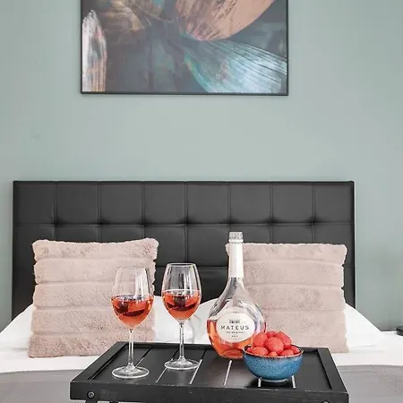 Cozy In *